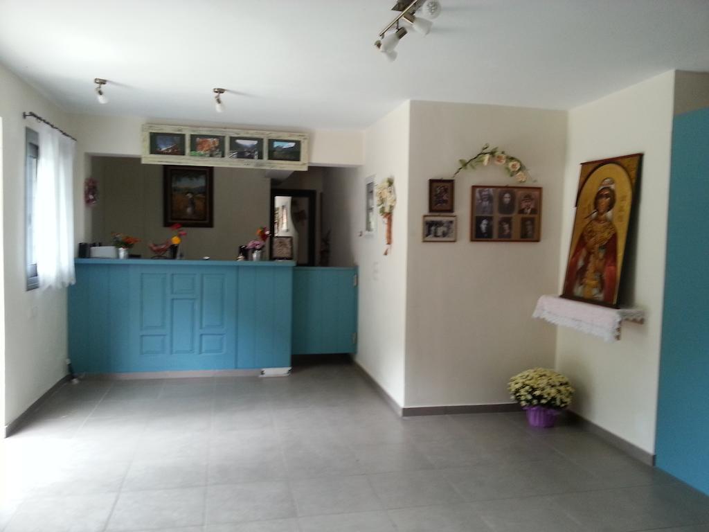 To Greki Livartzi Exterior photo