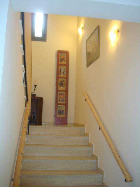 To Greki Livartzi Exterior photo