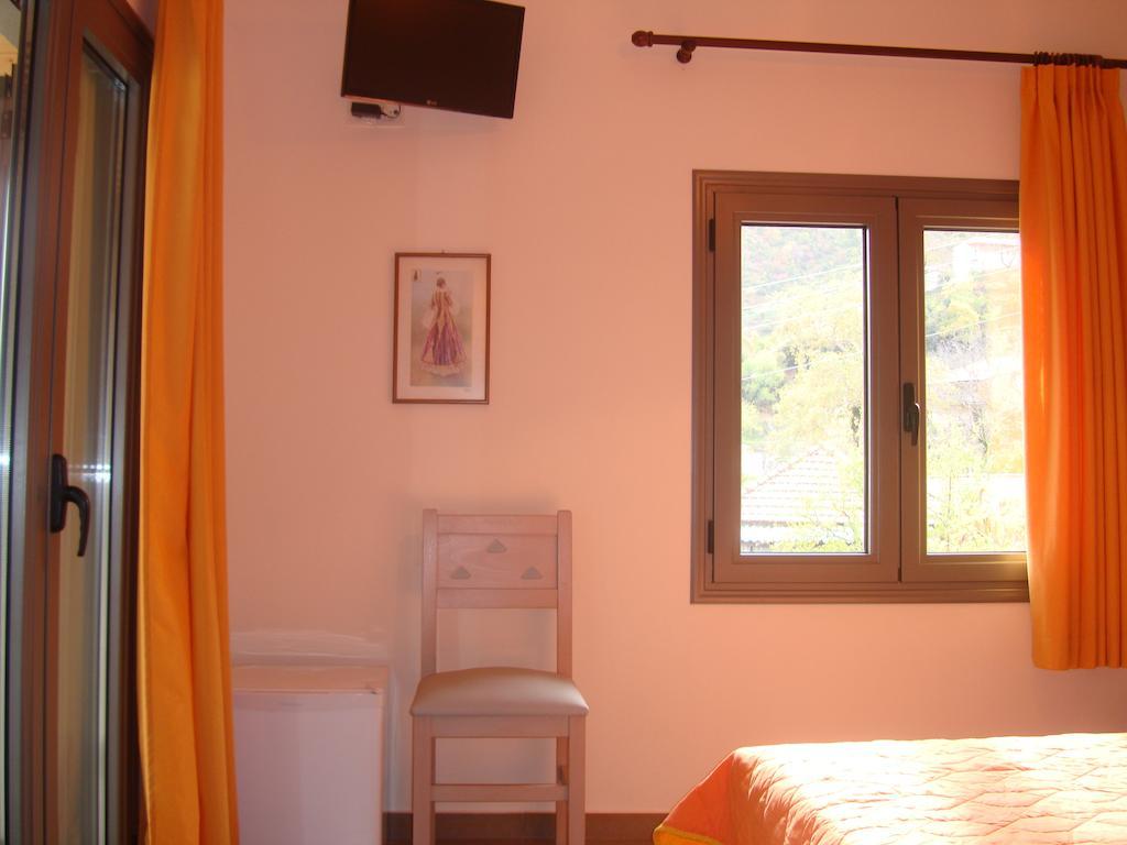 To Greki Livartzi Room photo